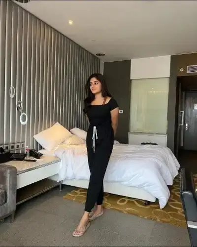 Vadodara Call Girl Service